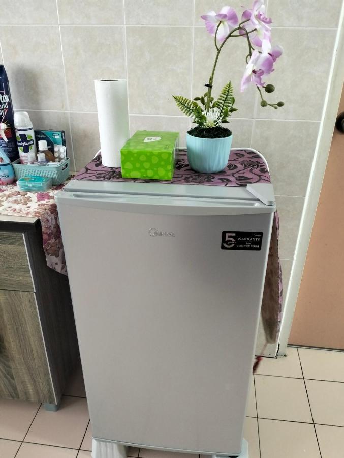 Anggun Homestay Seri Iskandar Exteriör bild